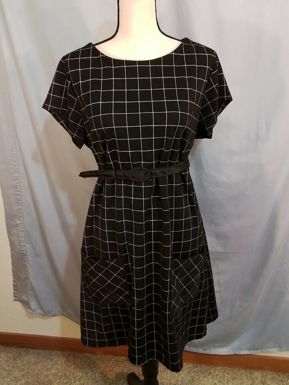 George - Black dress with white grid pattern